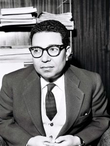 الكاتب أحمد بهاء الدين